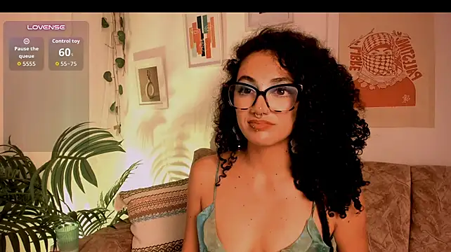 CurlyMeryJane's Live XXX Chat