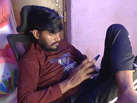 Yuvi_hot live XXX chat