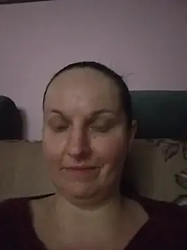 BustyLadyAlma Chat XXX in diretta