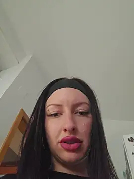U_prolazu's Live XXX Chat