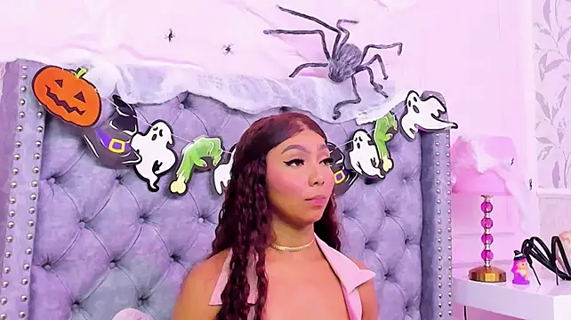 HaileeRoberts Live XXX-Chat