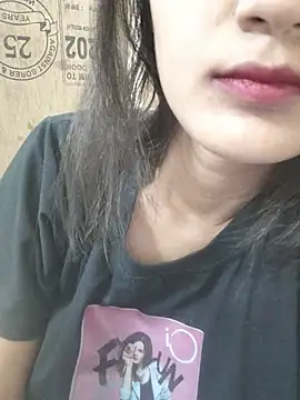 XXX chat uživo modela sexy_aaruhi