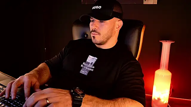 Živý XXX chat AngeloEric