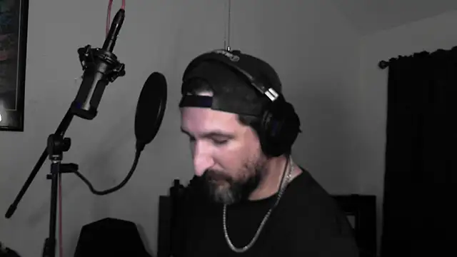 DevilPup75_ – Naživo XXX chat