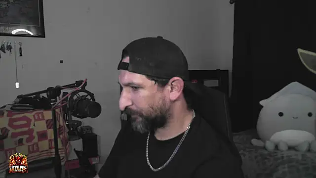 DevilPup75_ XXX чат на живо