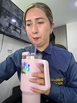 XXX chat uživo modela suzy-111