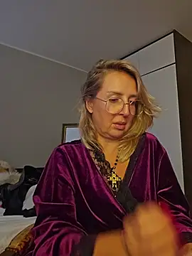 Chat +18 de MariaRichi_ ao vivo