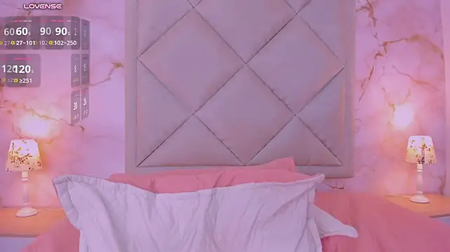 Bellamooretti élő XXX-chatje