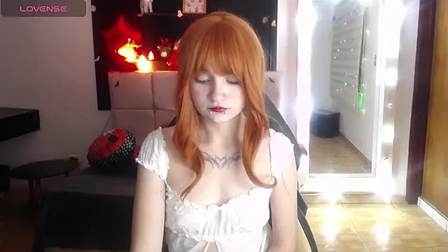 _Charlotte_Collins_のライブXXXチャット
