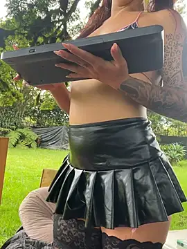 AliceMrtnz Adlı Modelin Canlı XXX Sohbeti