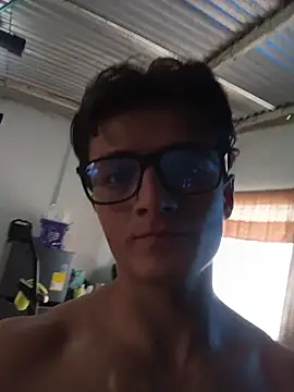 Davitfitnosuke Webcam show