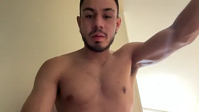 Taylor_DiamondBoy Chat XXX in diretta