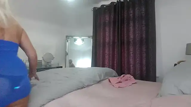 Chat XXX ao vivo de TanyaTaylor45