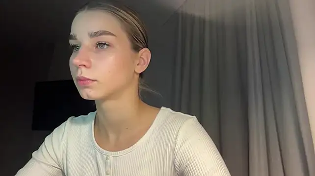 PickmeGirl's Live XXX Chat