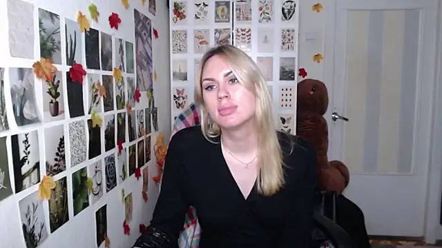 XXX chat uživo modela CapriScorpion