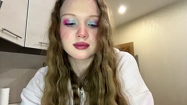 Chat +18 de TawnaQasba ao vivo