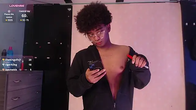 felipecams Adlı Modelin Canlı XXX Sohbeti