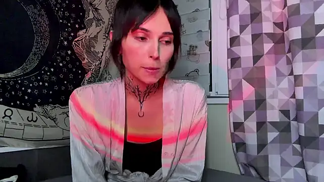 SweetFemBoyy's Webcam Show