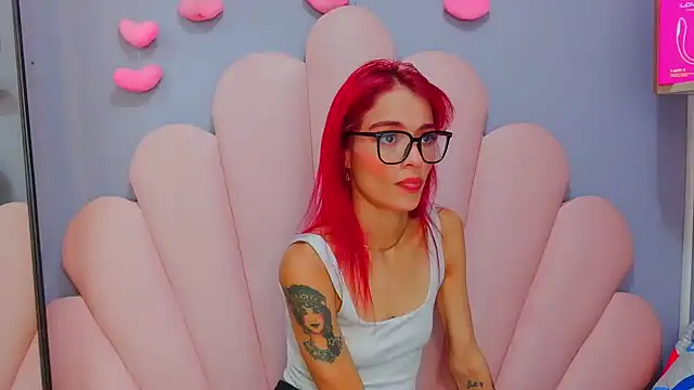 luci_miller's Live XXX Chat