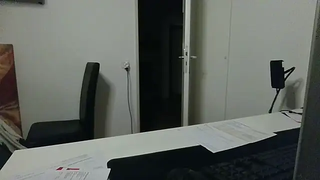 Chat +18 de alpha-hunk ao vivo