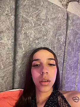 nikkydoll Obrolan Langsung XXX