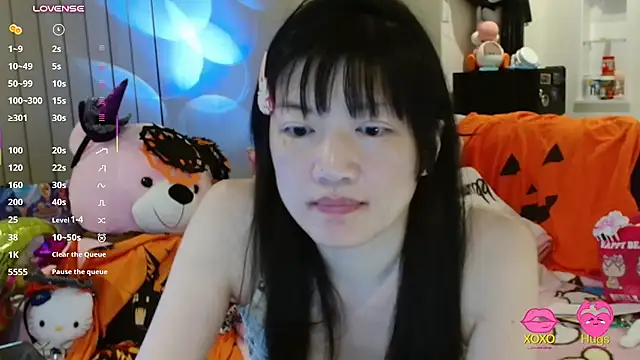 Chat +18 de SilViAjpn ao vivo