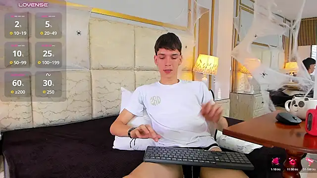 צ'אט XXX בשידור חי של AbyssGaze