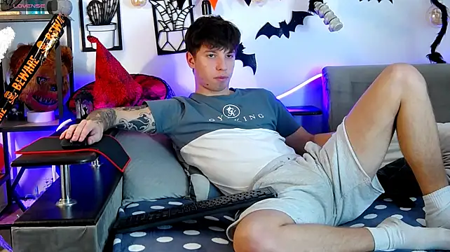 XXX chat uživo modela ThomasEdisonn