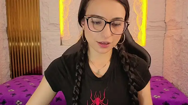 Онлайн чат XXX karina24_a