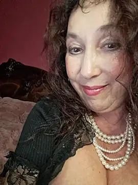 GypsyEsmeralda's Live XXX Chat