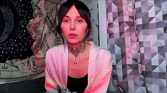 SweetFemBoyy's Live XXX Chat