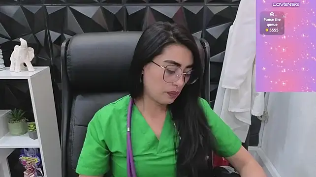 XXX chat uživo modela Lorenthertz