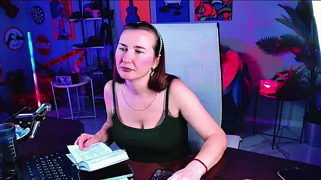 Golden_Dragon Chat XXX live