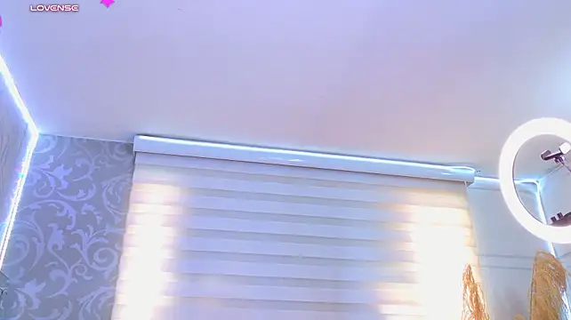 leocross11 live XXX chat