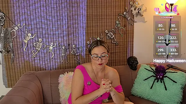 Онлайн чат XXX ariana_cross