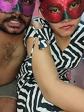XXX chat uživo modela PUNJABICOUPLE09
