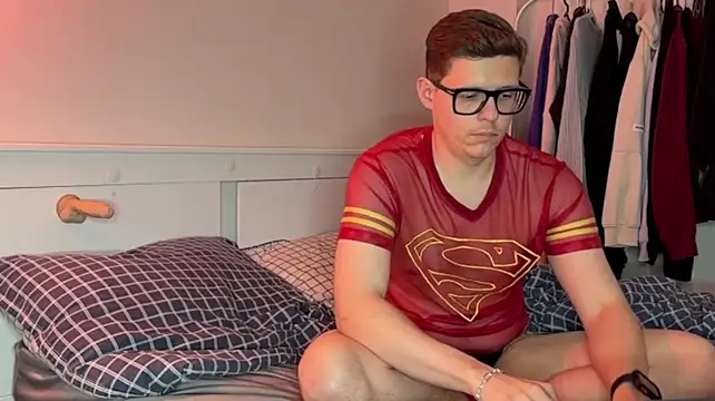 daniel-below Live XXX Chat