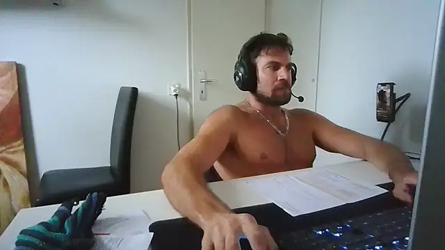 Živý XXX chat alpha-hunk