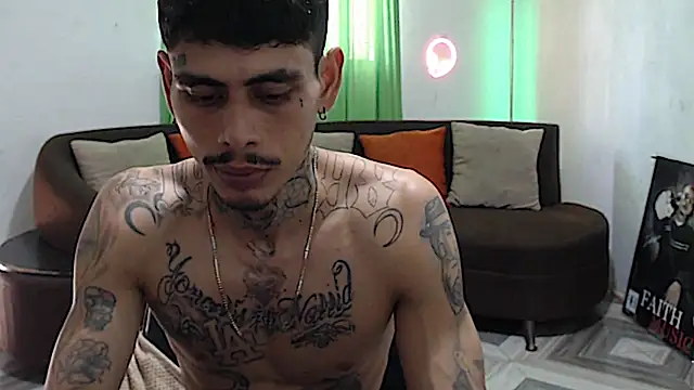 Chat XXX ao vivo de alpha_zom