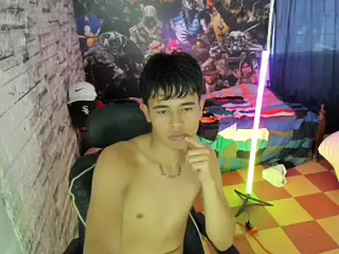 marek_sanchez – Naživo XXX chat