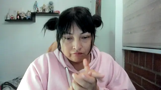 Chat +18 de Shaddycute_ ao vivo