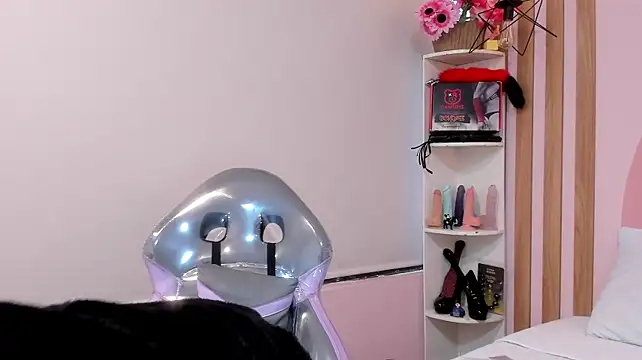 XXX chat uživo modela Valkiriia_wiine