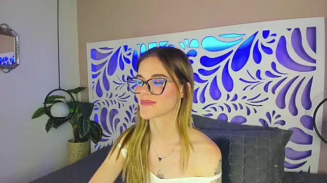 Chat XXX ao vivo de cassey_rose