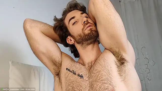 Hiddengaze live XXX chat