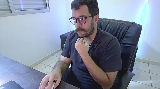BadDaddyBrasilのライブXXXチャット