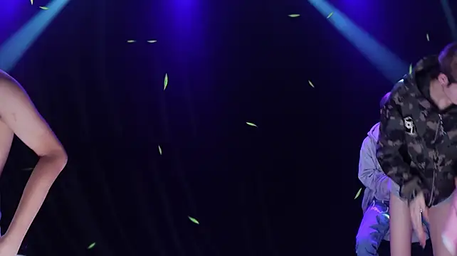 AKA-001 Live XXX-chat