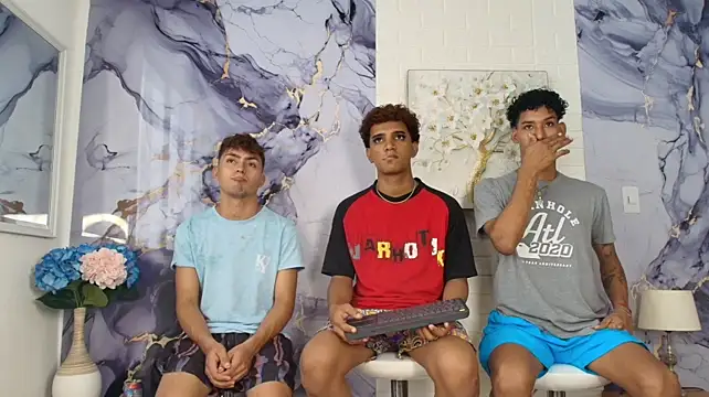แชท XXX สดของ VERY_HOT_GUYS