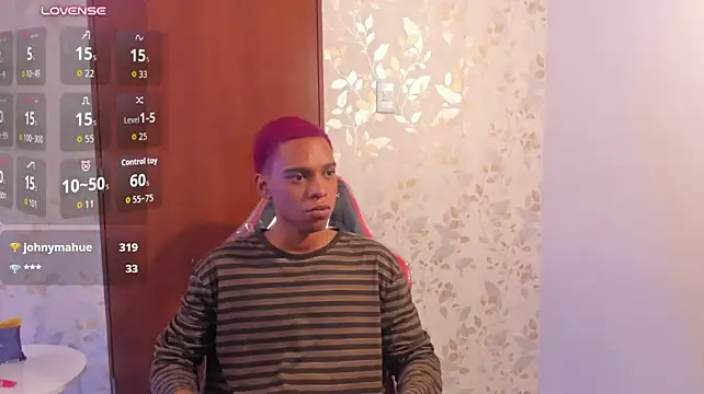 Živý XXX chat luccas_lowee