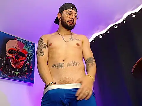 Axel_Stton's Webcam Show