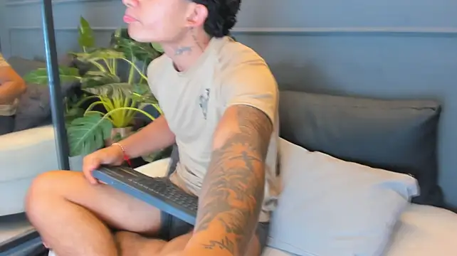 XXX chat uživo modela Ruslan_marcel